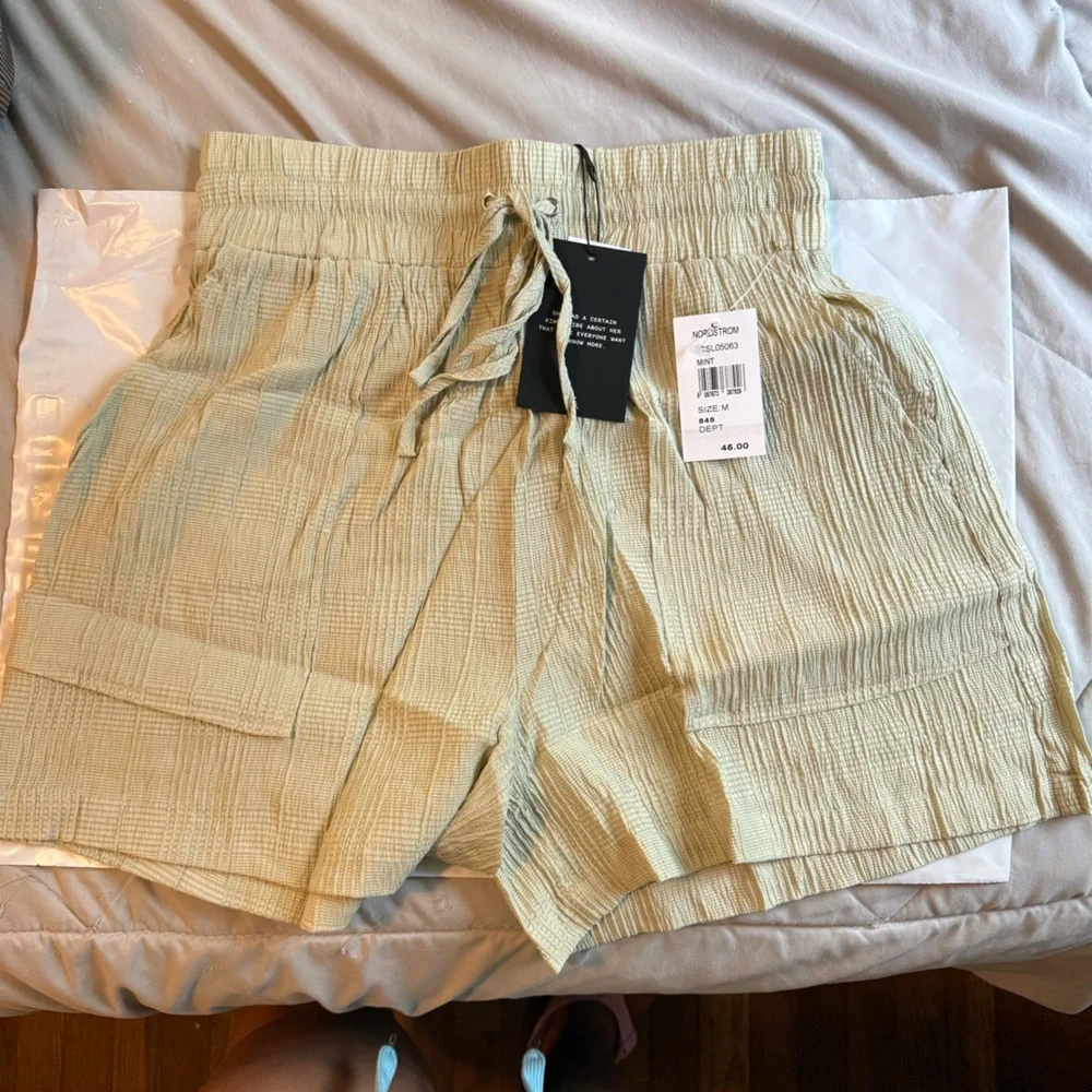 NWT 4TH & RECKLESS Wheatley Women’s High Waist Shorts size M